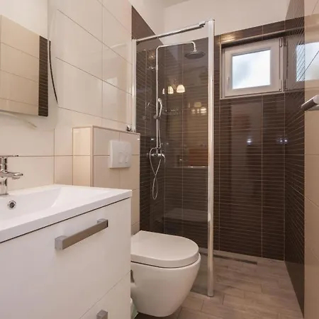 Apartment With A Parking Space Brodarica, Sibenik - 6150 Brodarica (Sibenik-Knin)