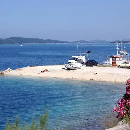 With A Parking Space Brodarica, Sibenik - 6150 Apartment Brodarica (Sibenik-Knin)